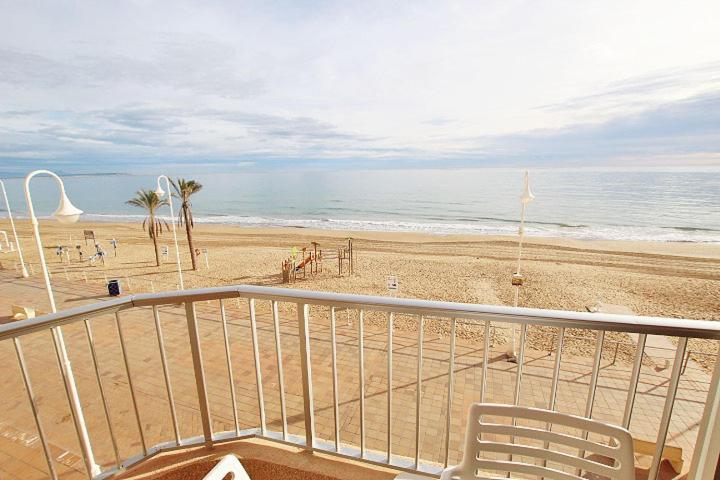Apartamento Europa Primera Linea De Playa Guardamar Lägenhet Guardamar del Segura Exteriör bild